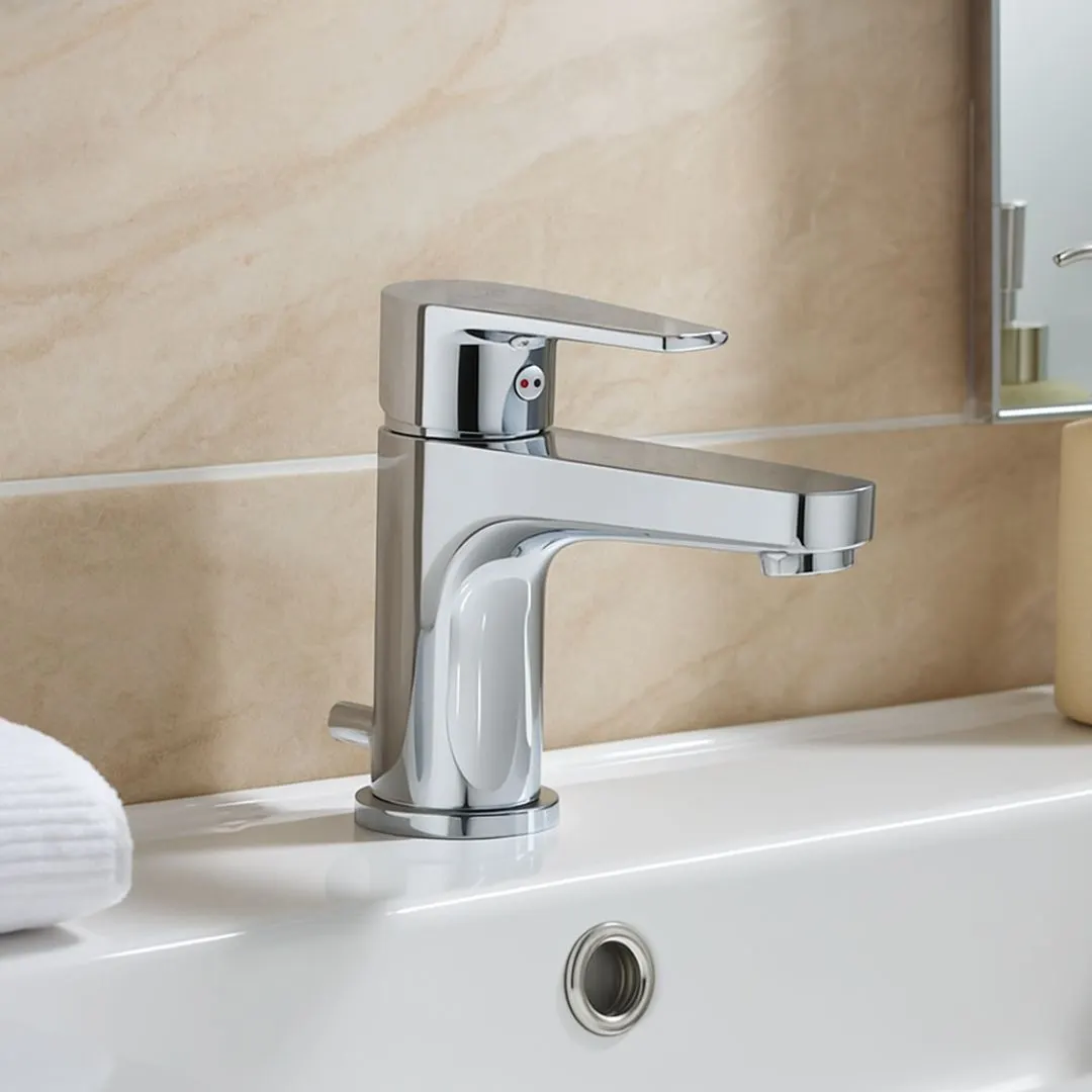 Miscelatore lavabo di design in finitura cromata
